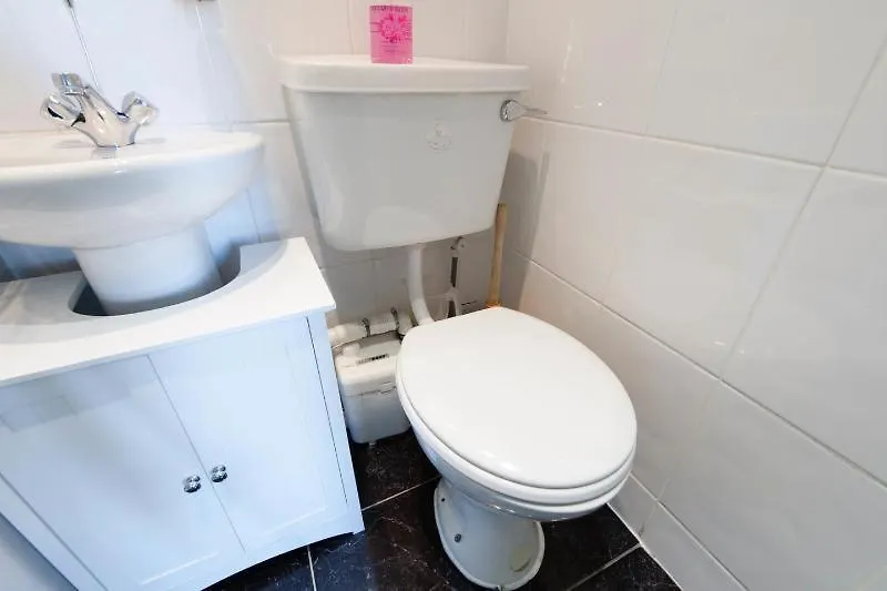 Edinburgh Central Oldtown Aparthotel 0*,  Velká Británie