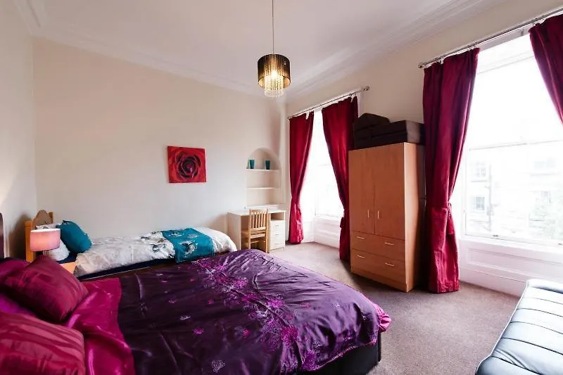 Edinburgh Central Oldtown Aparthotel בריטניה