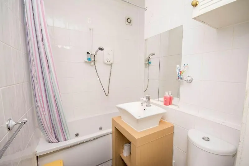 Edinburgh Central Oldtown Aparthotel בריטניה